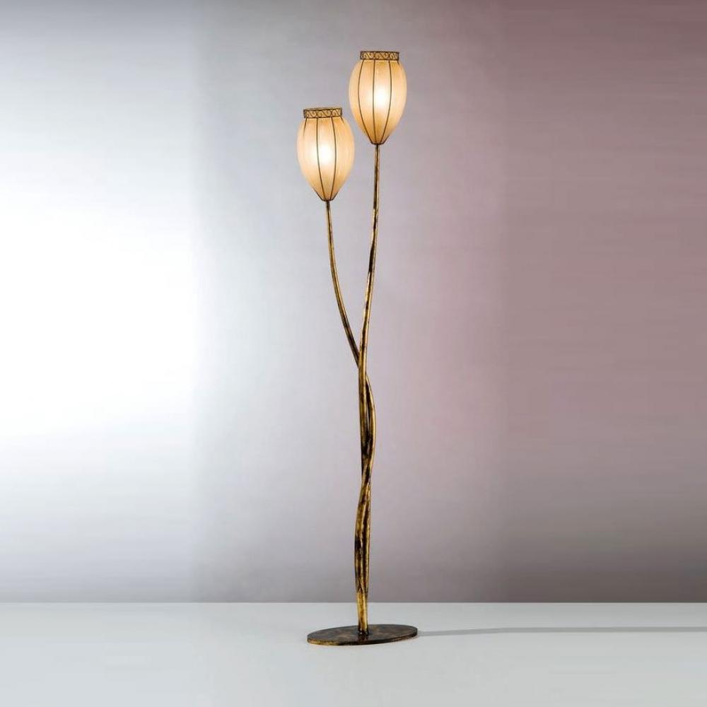 klasicka muranske sklo stojaca lampa luxusny zamok mosadz zlta zlata kanape citacka osvetlenie mediteransky mestsky styl talianske lampy osvetlenie lameridiana interierovy obchod showroom siru.jpg